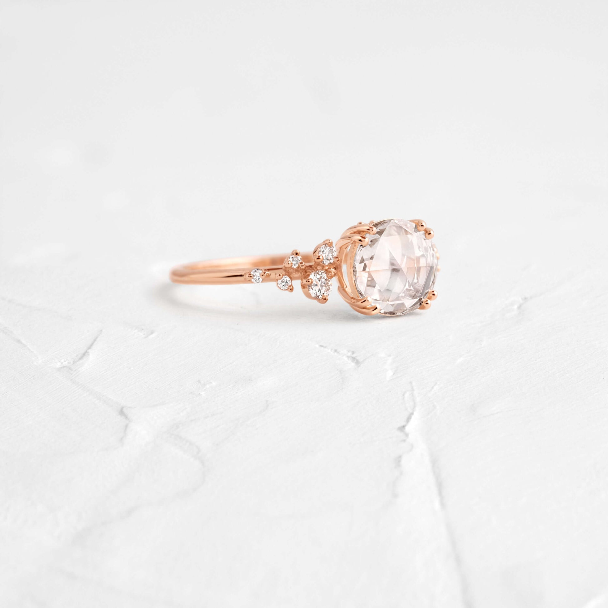 Solitaire-Oval Lab Grown Diamond Engagement Ring