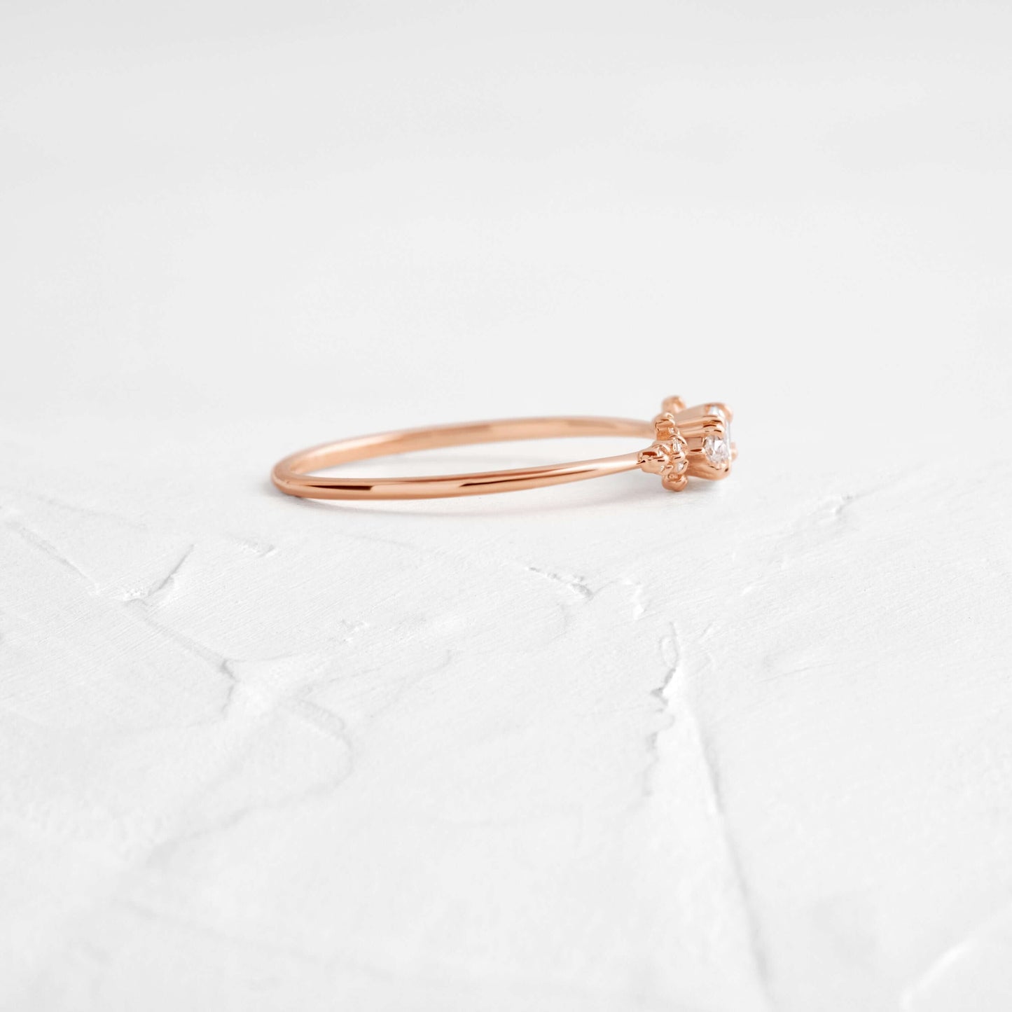 Solitaire-Oval Lab Grown Diamond Engagement Ring