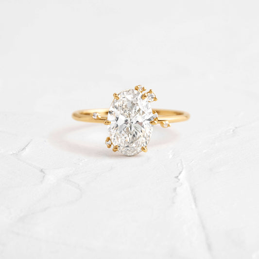 Solitaire-Oval Lab Grown Diamond Engagement Ring