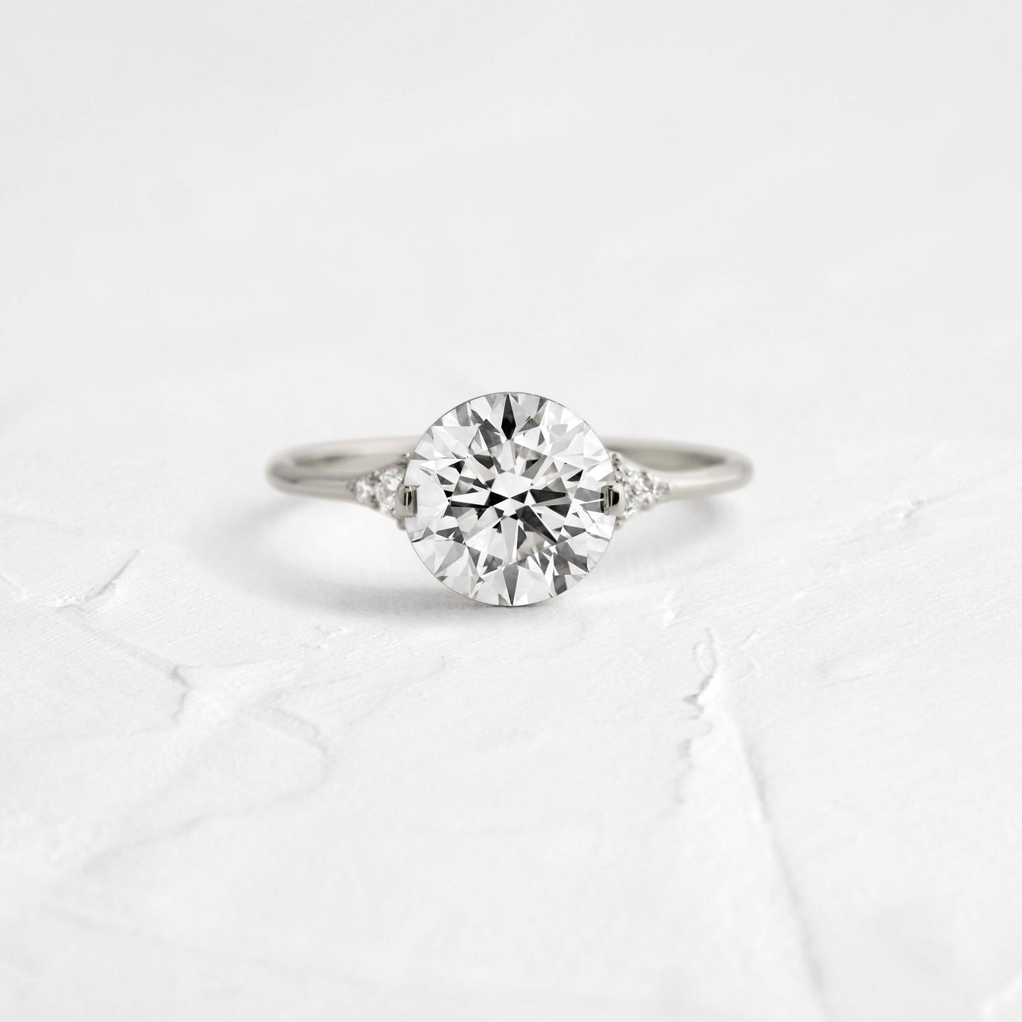 Solitaire-Oval Lab Grown Diamond Engagement Ring