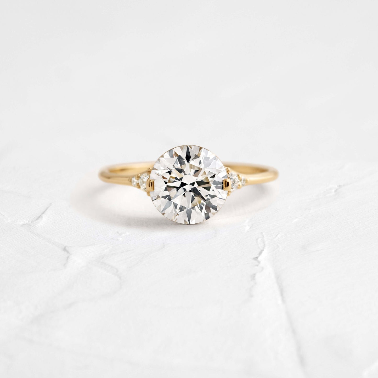 Solitaire-Oval Lab Grown Diamond Engagement Ring