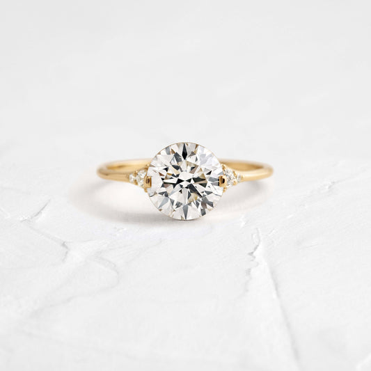 Solitaire-Oval Lab Grown Diamond Engagement Ring
