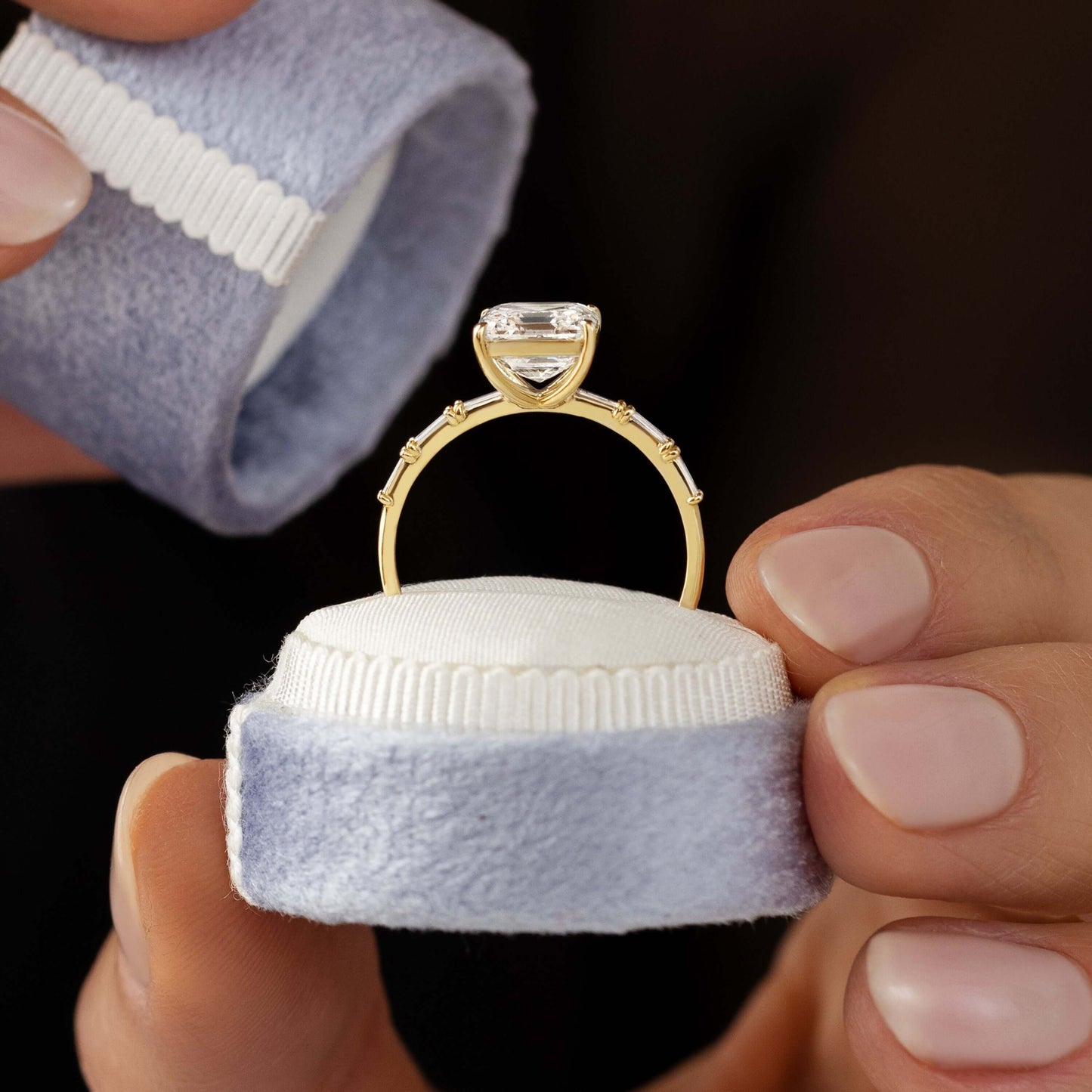 Solitaire-Oval Lab Grown Diamond Engagement Ring