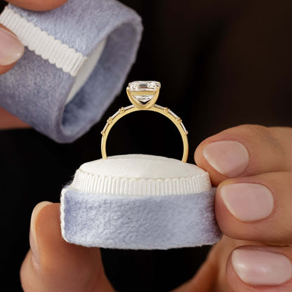 Solitaire-Oval Lab Grown Diamond Engagement Ring