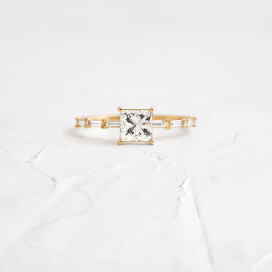 Solitaire-Oval Lab Grown Diamond Engagement Ring