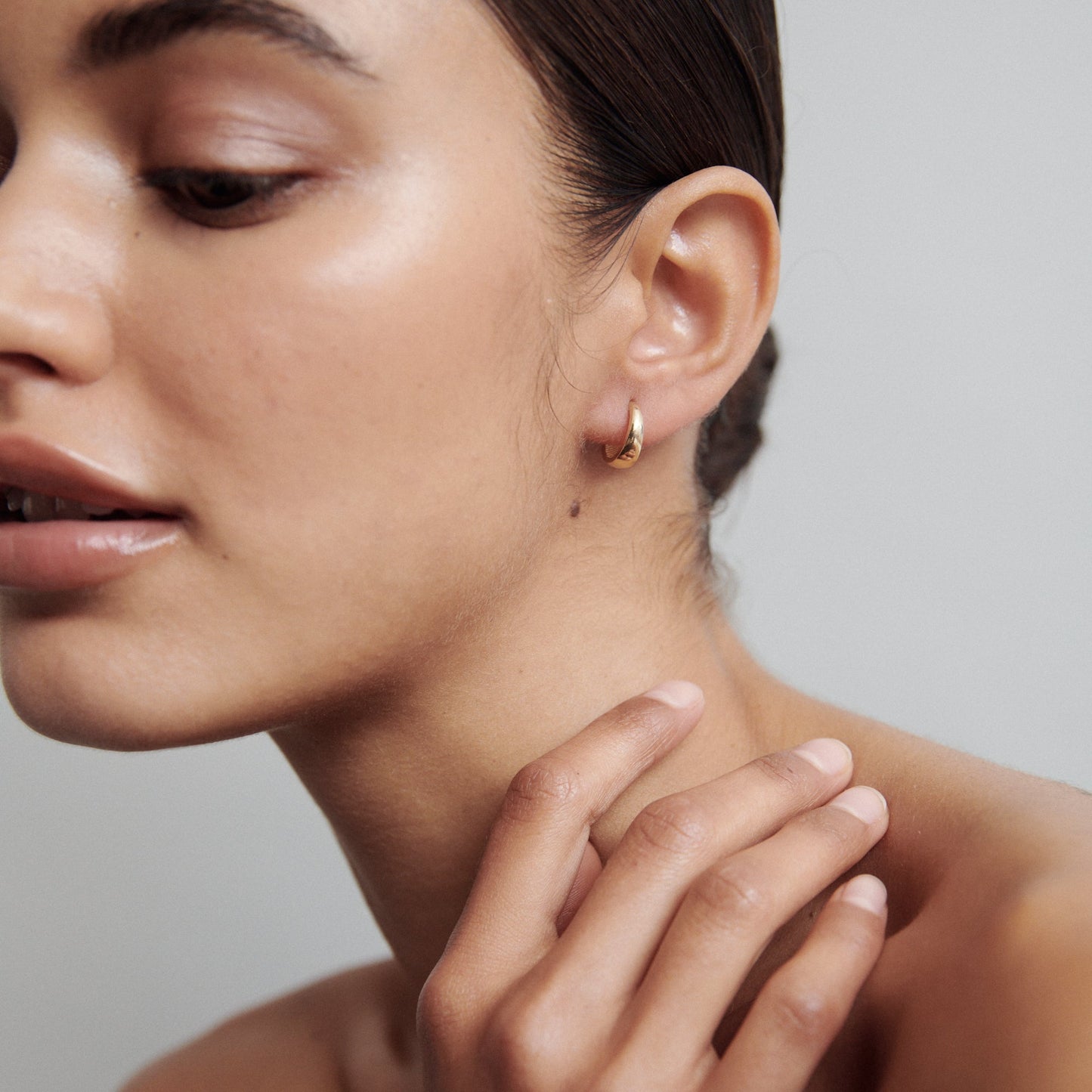 Tapered Huggies Earrings 2