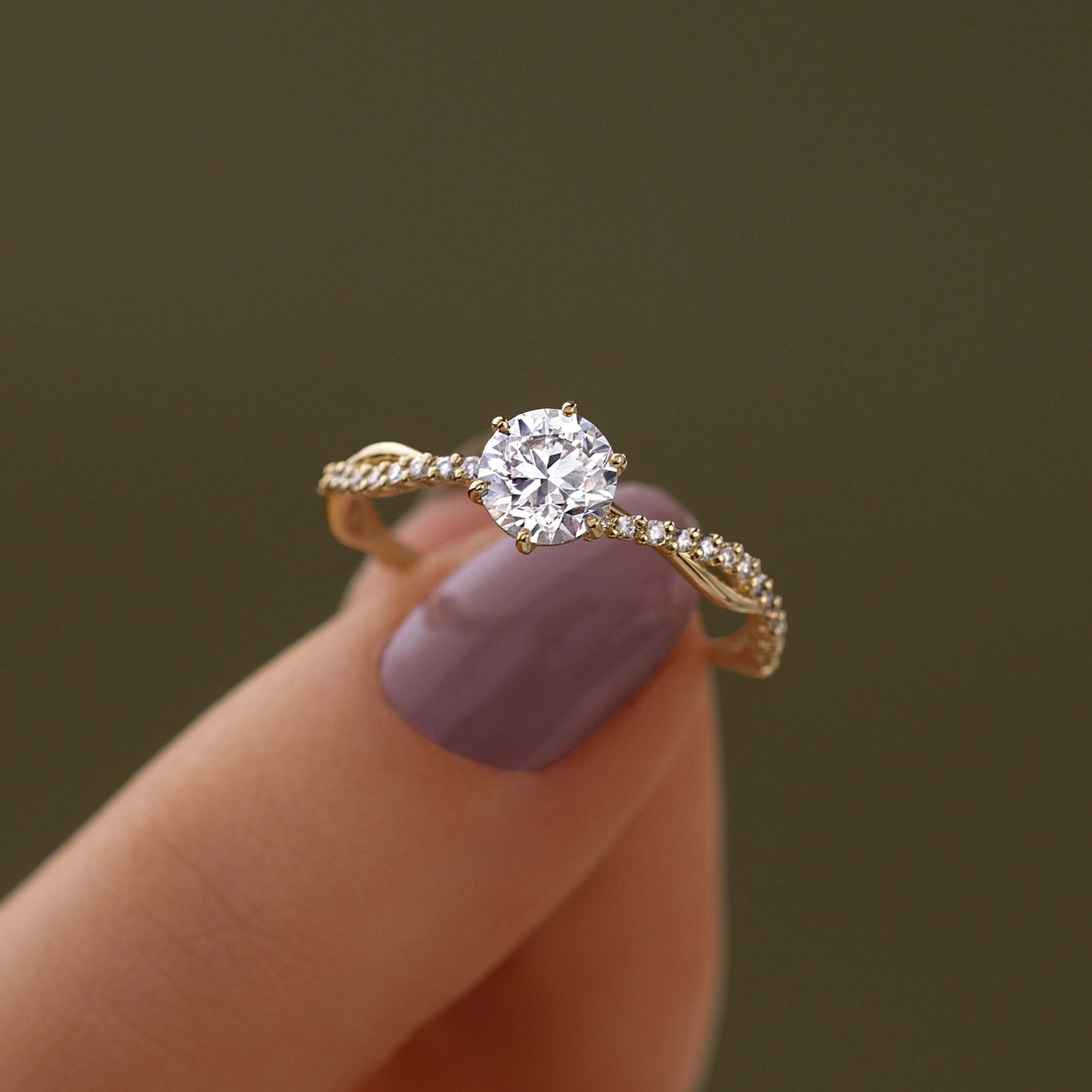 Solitaire-Oval Lab Grown Diamond Engagement Ring