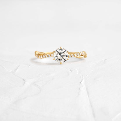 Solitaire-Oval Lab Grown Diamond Engagement Ring