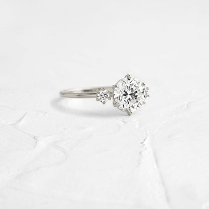 Solitaire-Oval Lab Grown Diamond Engagement Ring