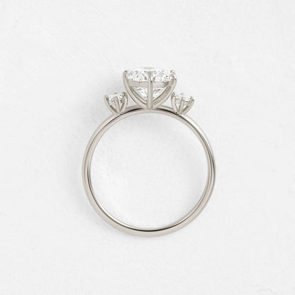 Solitaire-Oval Lab Grown Diamond Engagement Ring