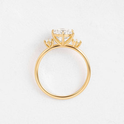 Solitaire-Oval Lab Grown Diamond Engagement Ring
