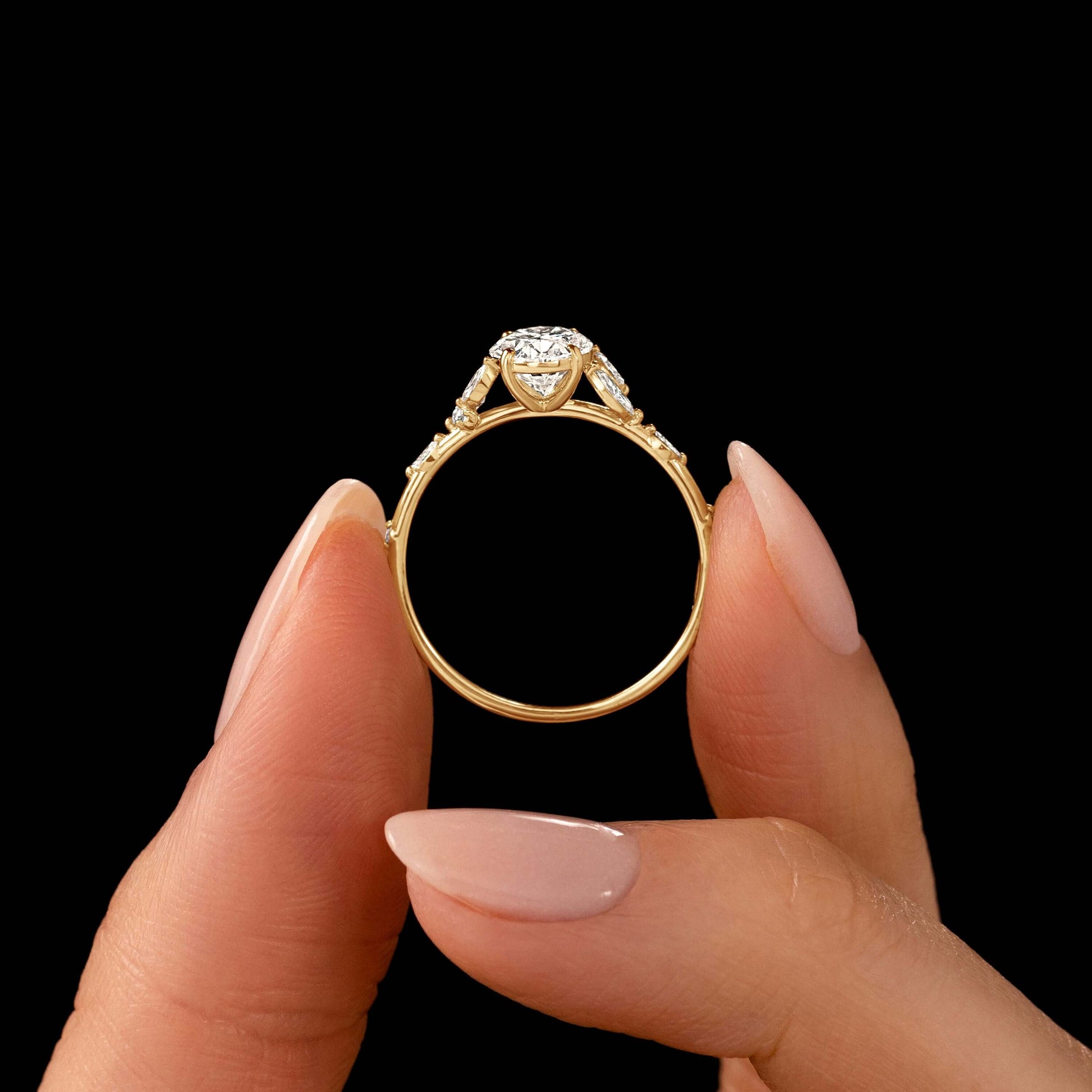 Solitaire-Oval Lab Grown Diamond Engagement Ring