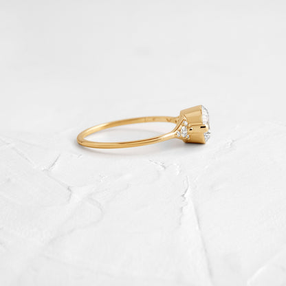 Cluster & Two Prong-Round Lab Grown Diamond Engagement Ring