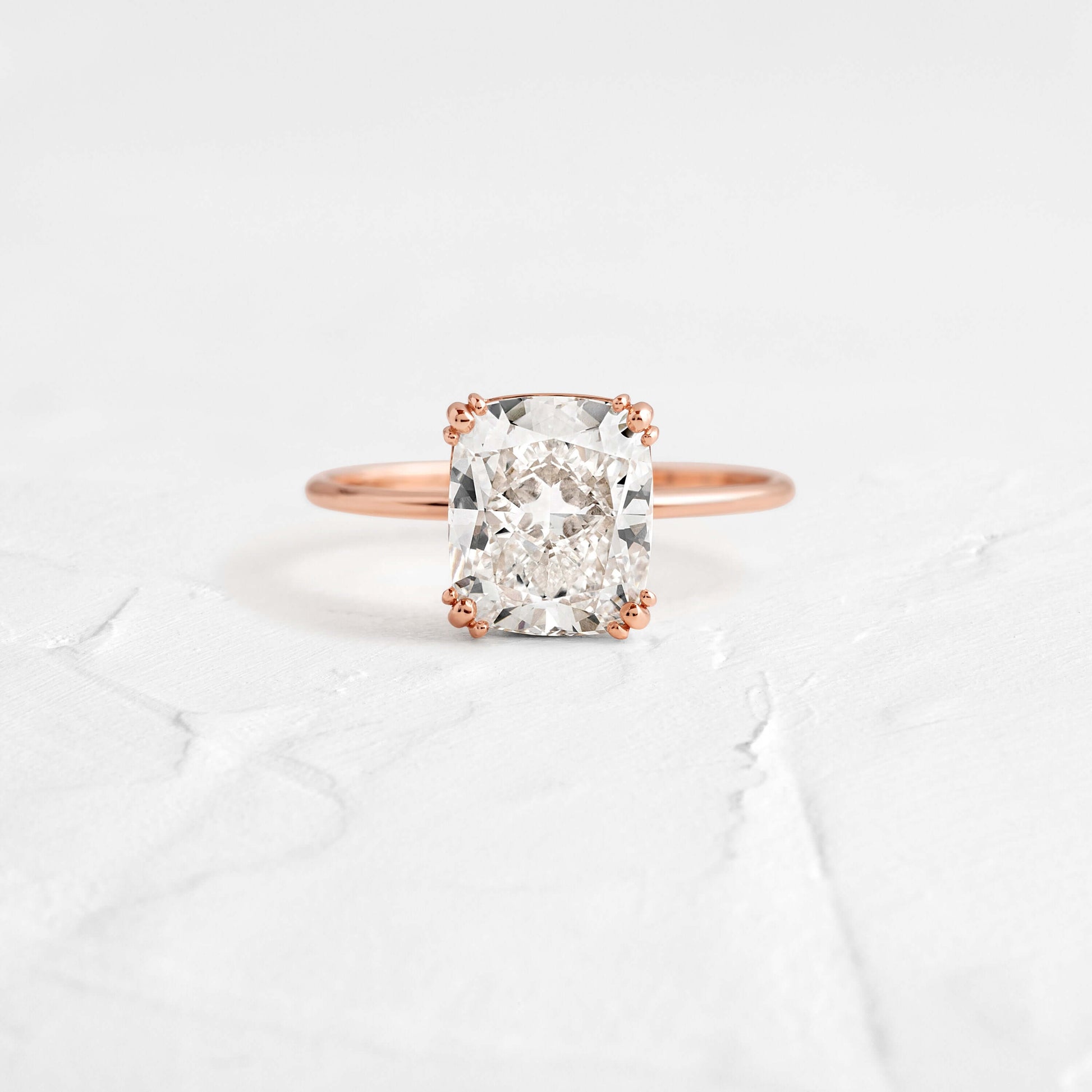 Solitaire-Oval Lab Grown Diamond Engagement Ring
