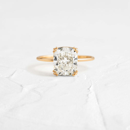 Solitaire-Oval Lab Grown Diamond Engagement Ring
