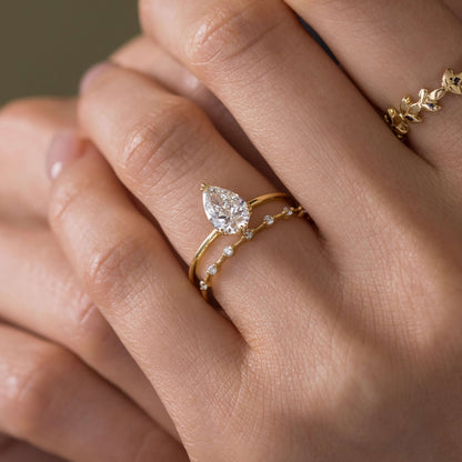 Solitaire Triple Prong-Pear Lab Grown Diamond Engagement Ring