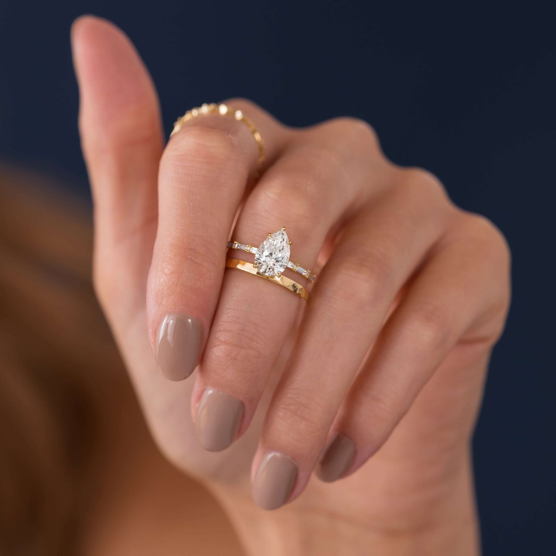 Solitaire-Oval Lab Grown Diamond Engagement Ring