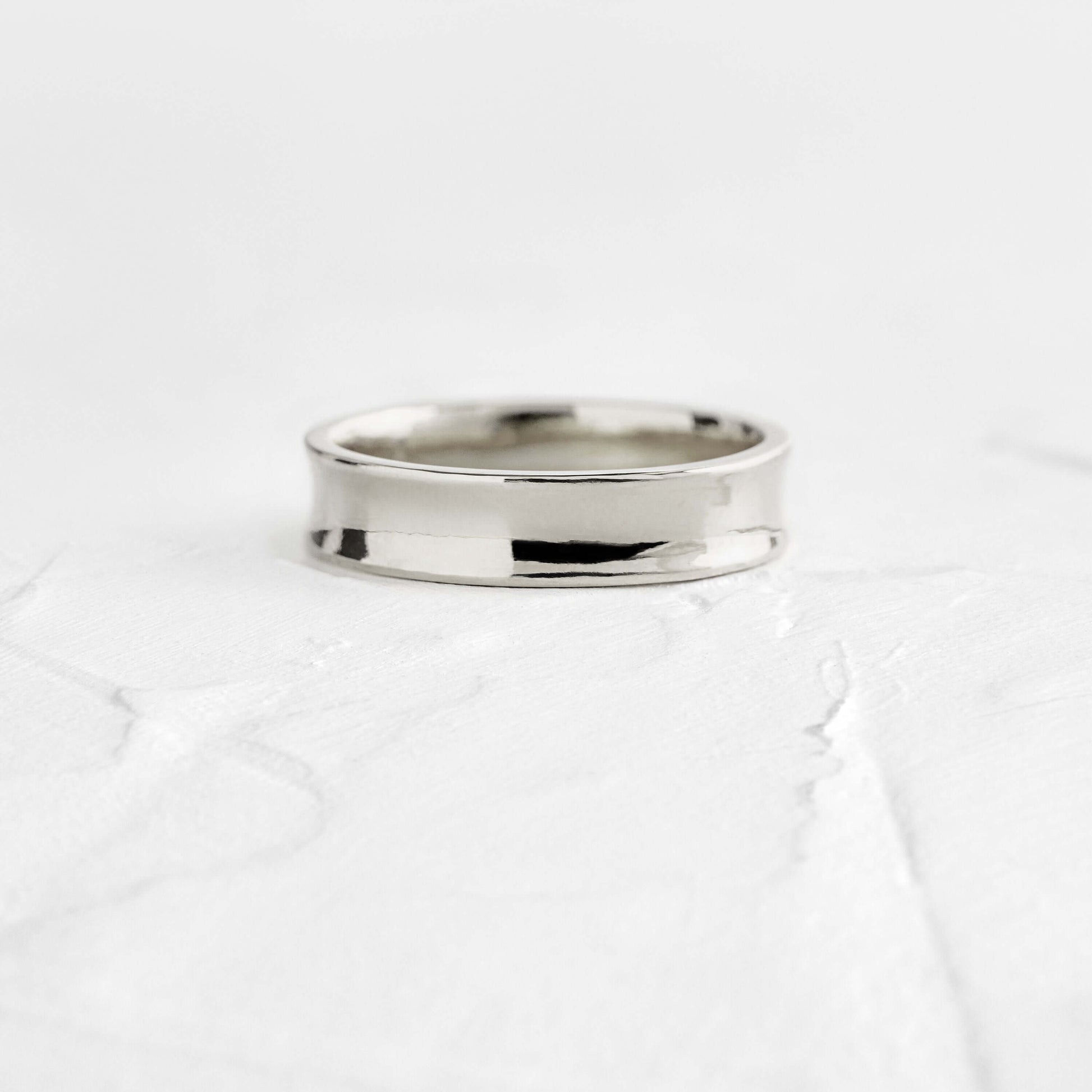 Classic- Men's Wedding Band