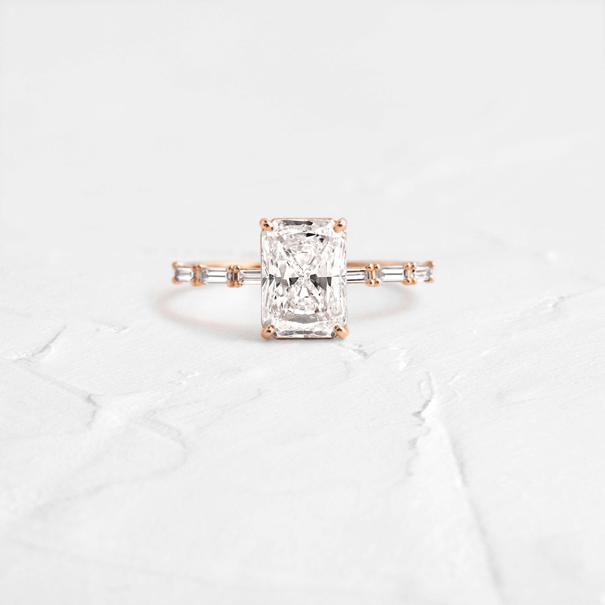 Solitaire-Oval Lab Grown Diamond Engagement Ring