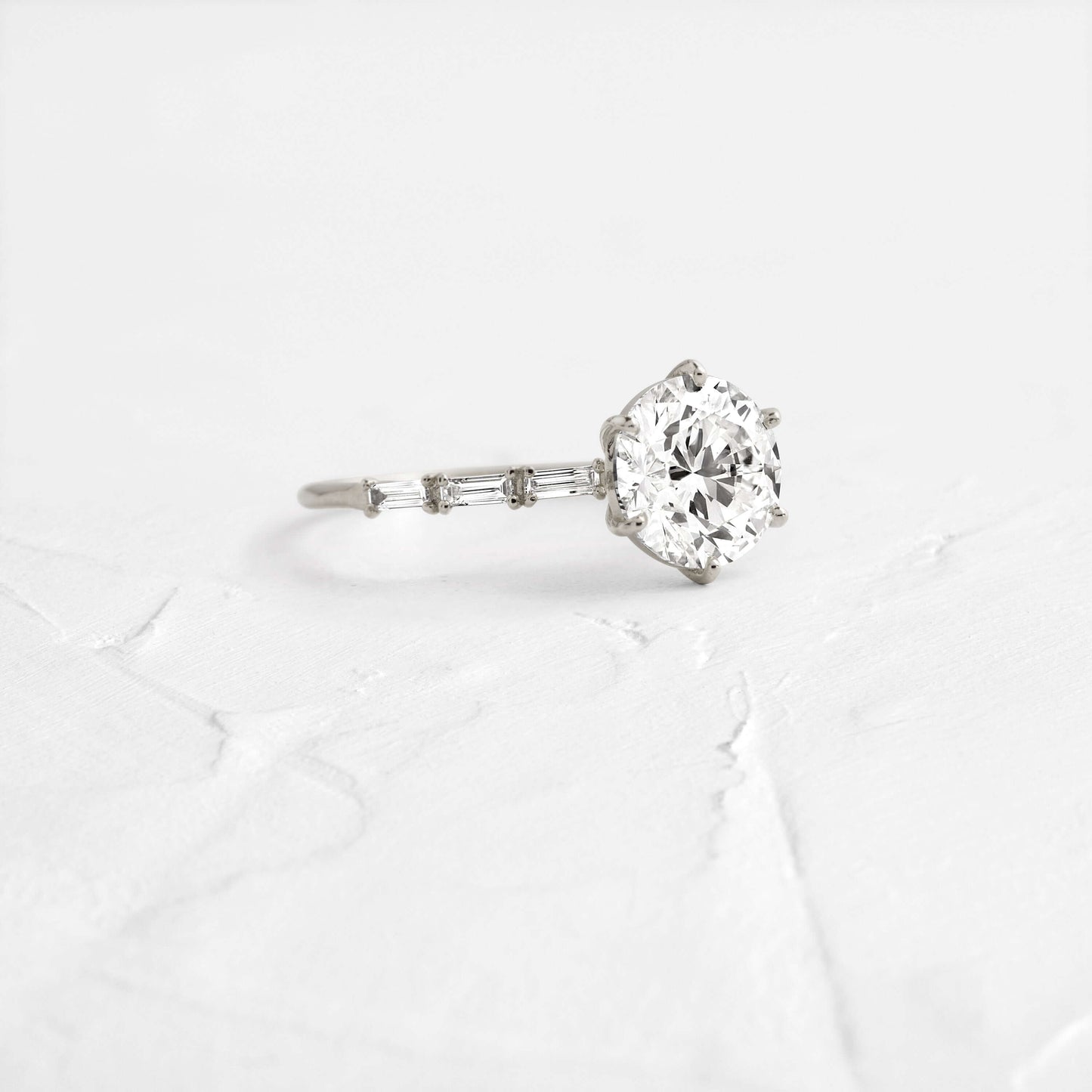 Solitaire-Oval Lab Grown Diamond Engagement Ring