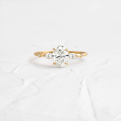 Solitaire-Oval Lab Grown Diamond Engagement Ring