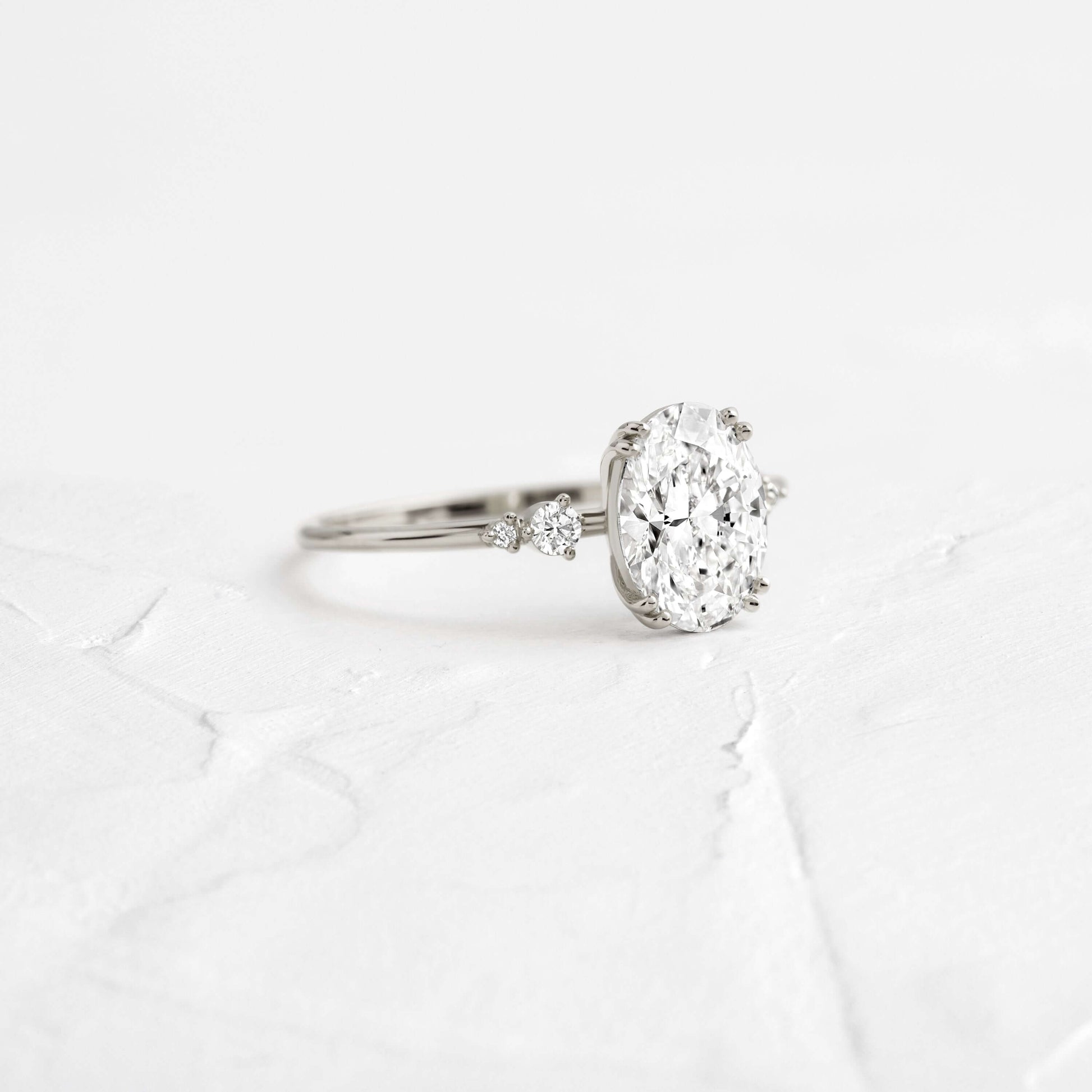 Solitaire-Oval Lab Grown Diamond Engagement Ring