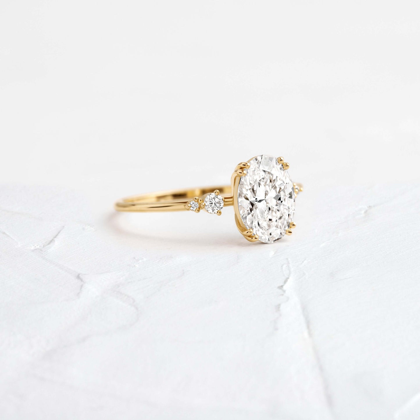 Solitaire-Oval Lab Grown Diamond Engagement Ring