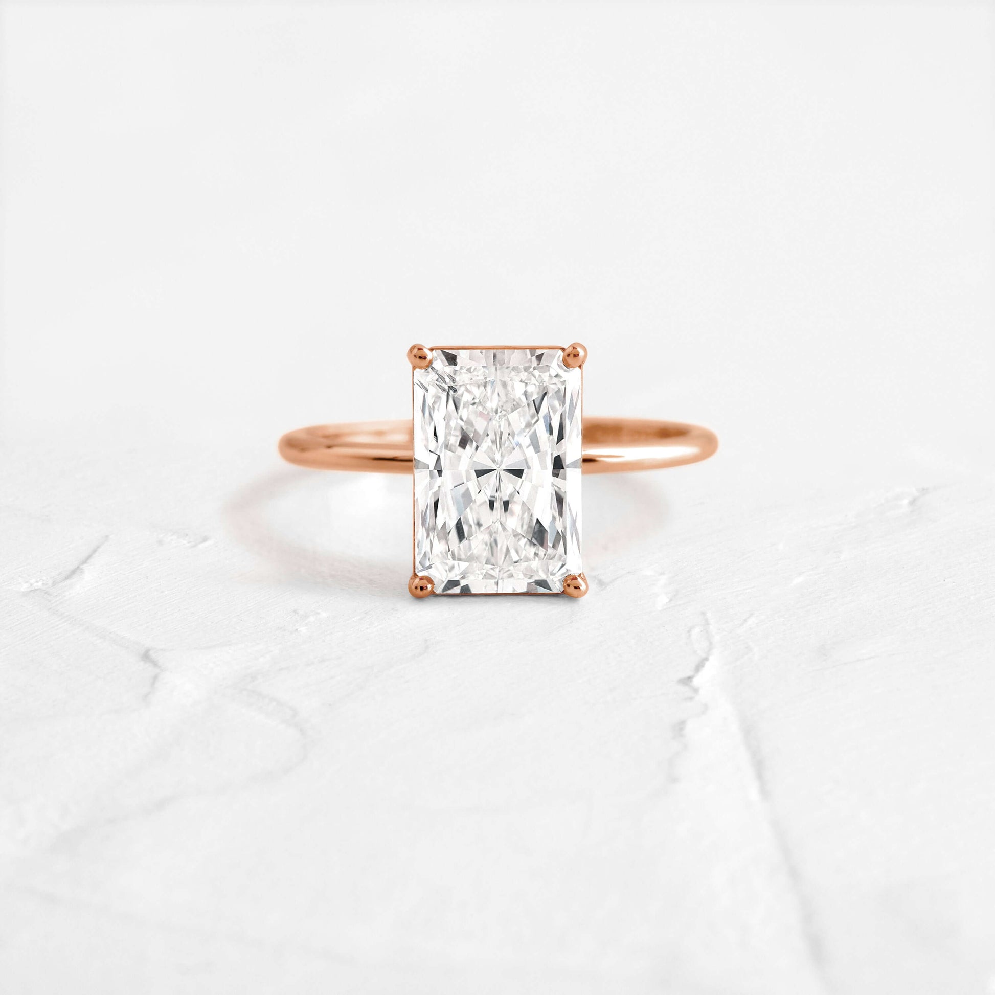 Solitaire-Oval Lab Grown Diamond Engagement Ring