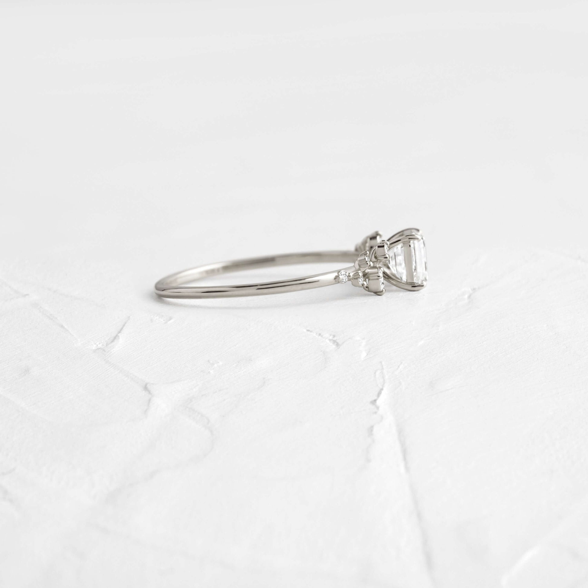 Solitaire-Oval Lab Grown Diamond Engagement Ring
