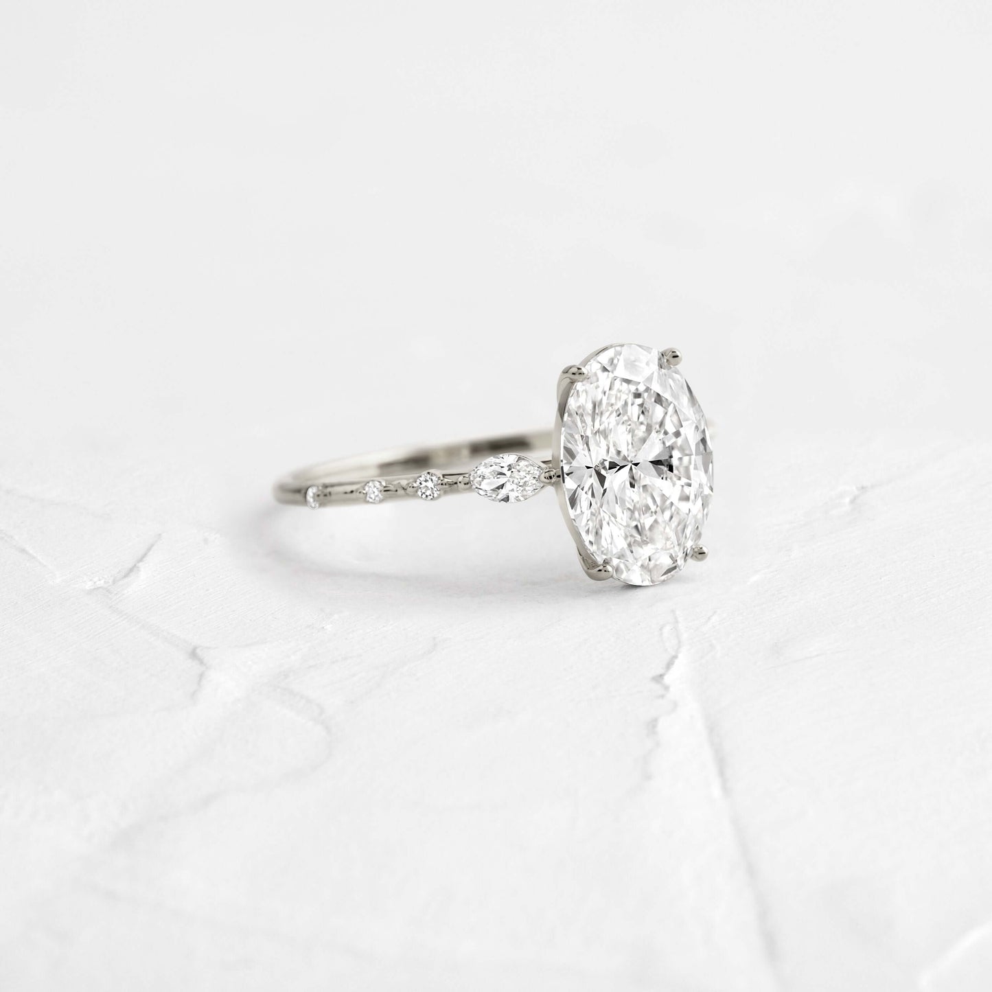 Solitaire-Oval Lab Grown Diamond Engagement Ring