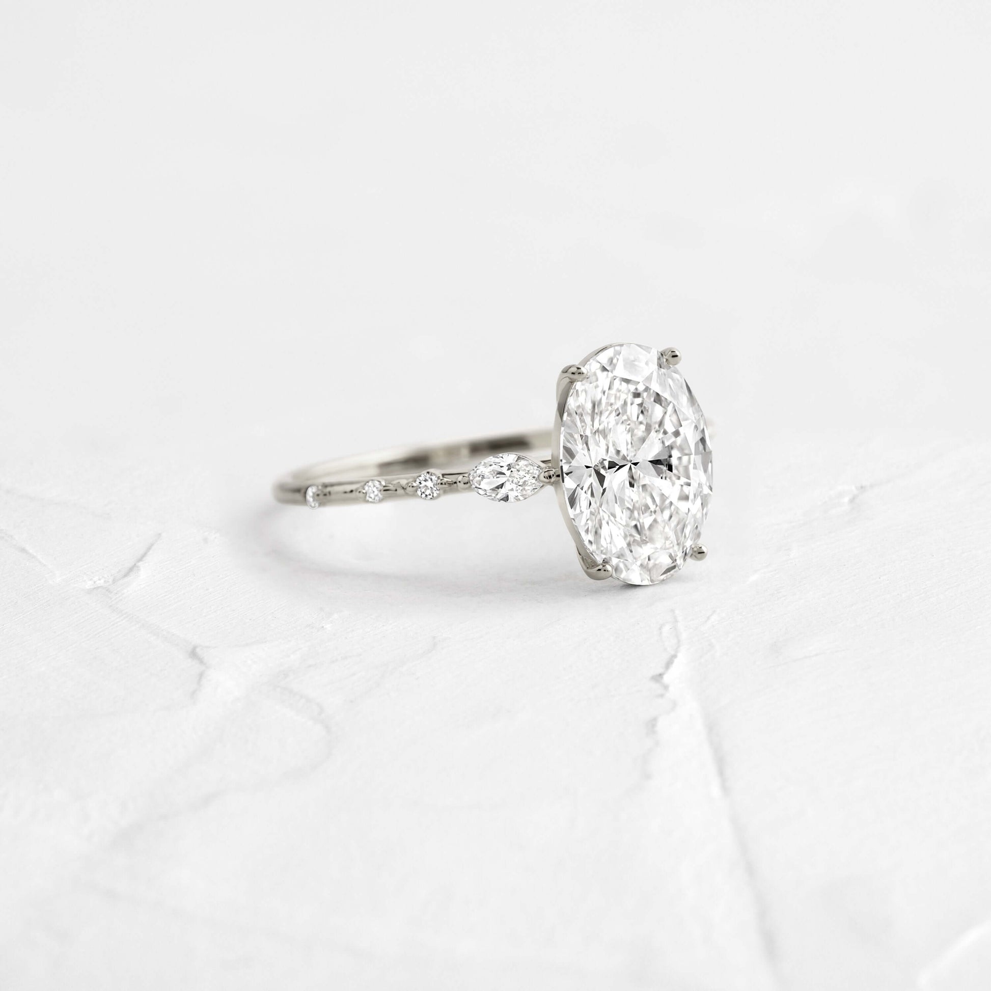 Solitaire-Oval Lab Grown Diamond Engagement Ring