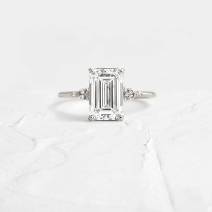 Solitaire-Oval Lab Grown Diamond Engagement Ring