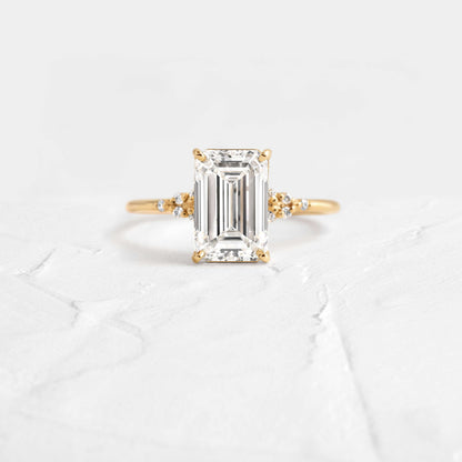 Solitaire-Oval Lab Grown Diamond Engagement Ring
