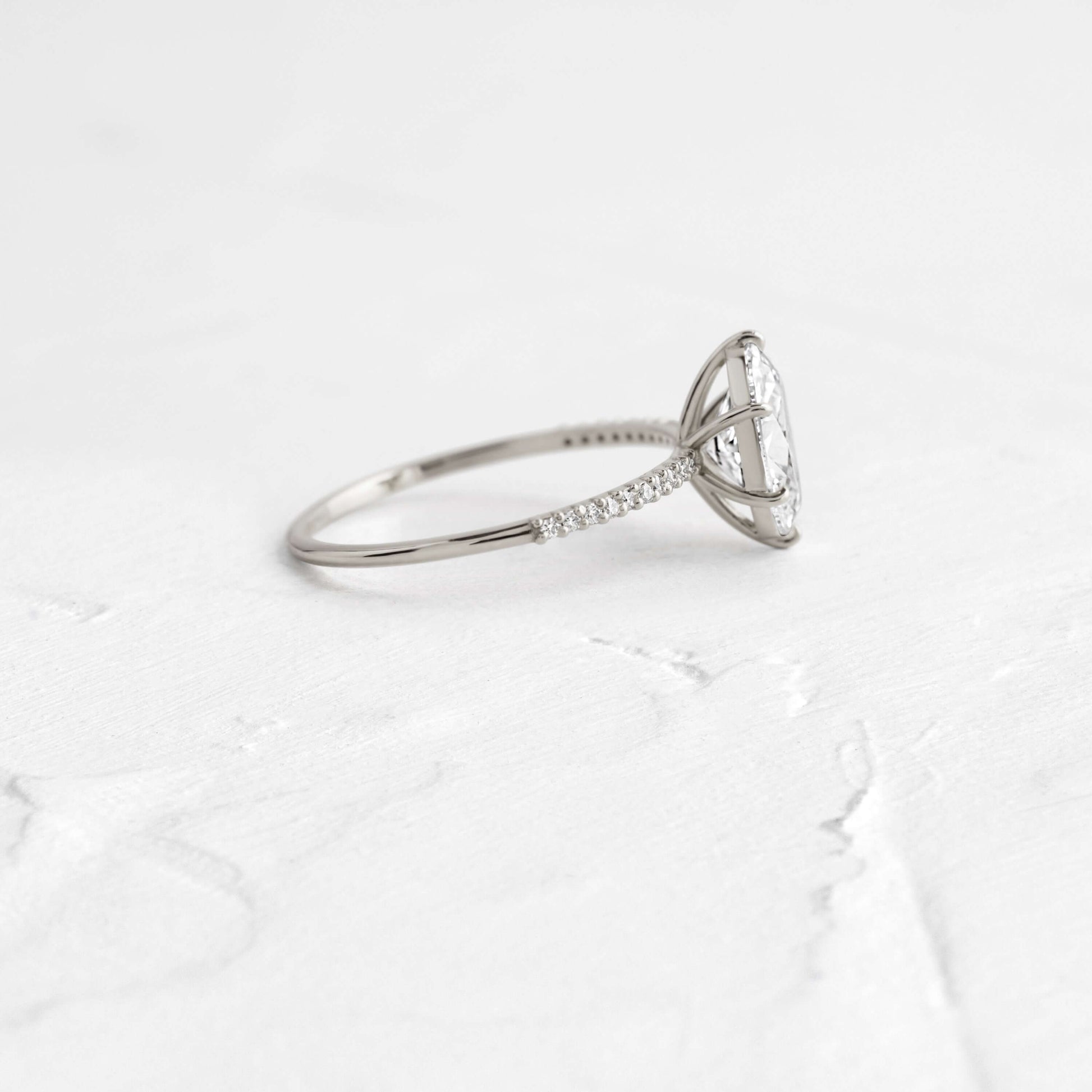 Solitaire-Oval Lab Grown Diamond Engagement Ring