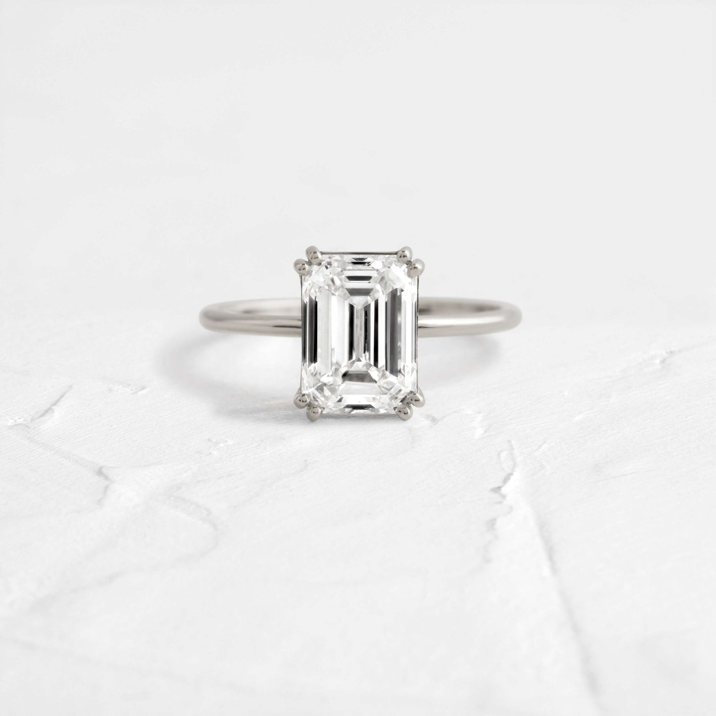 Solitaire-Oval Lab Grown Diamond Engagement Ring