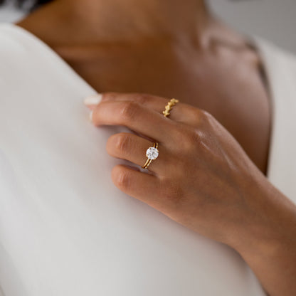 Solitaire-Oval Lab Grown Diamond Engagement Ring