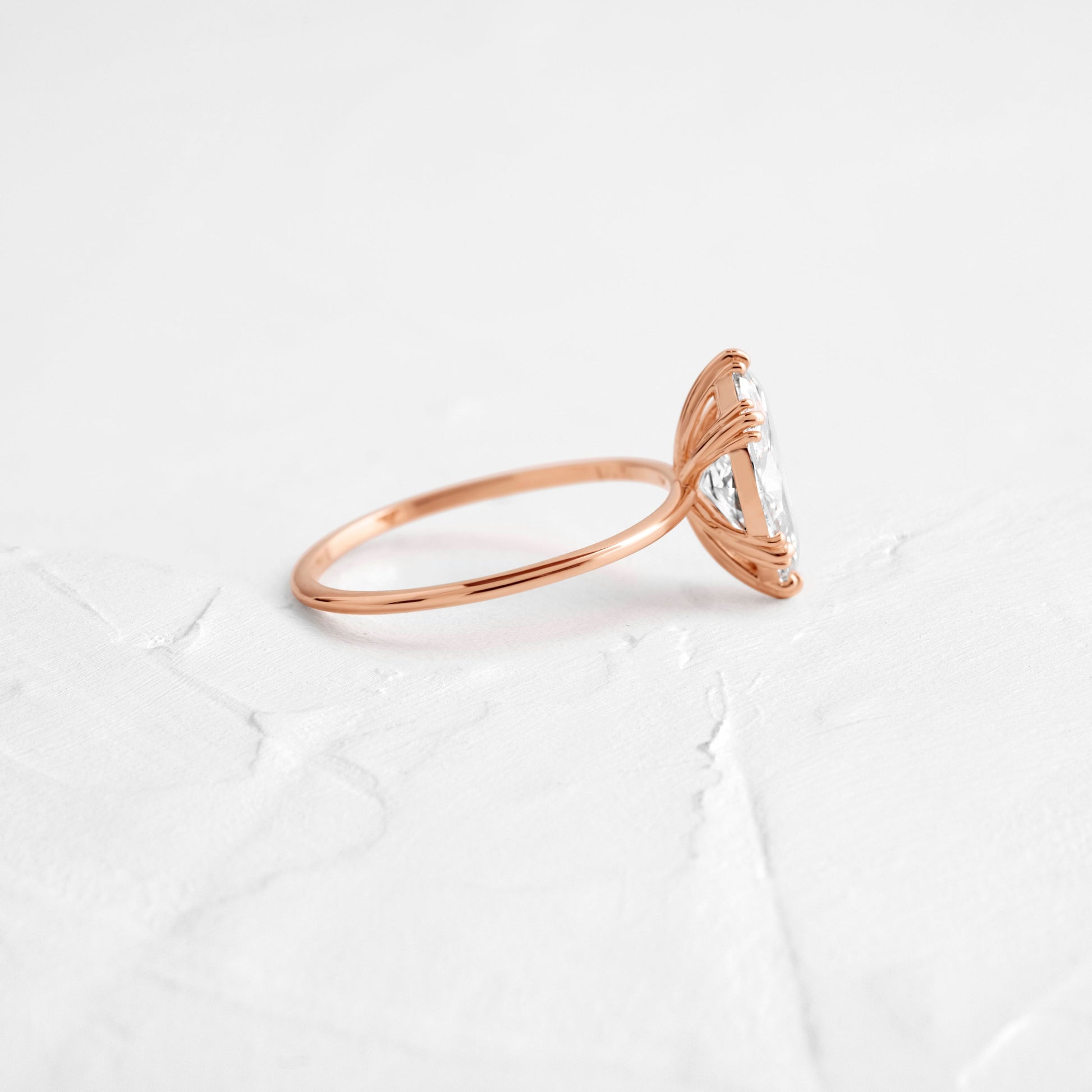 Solitaire-Oval Lab Grown Diamond Engagement Ring