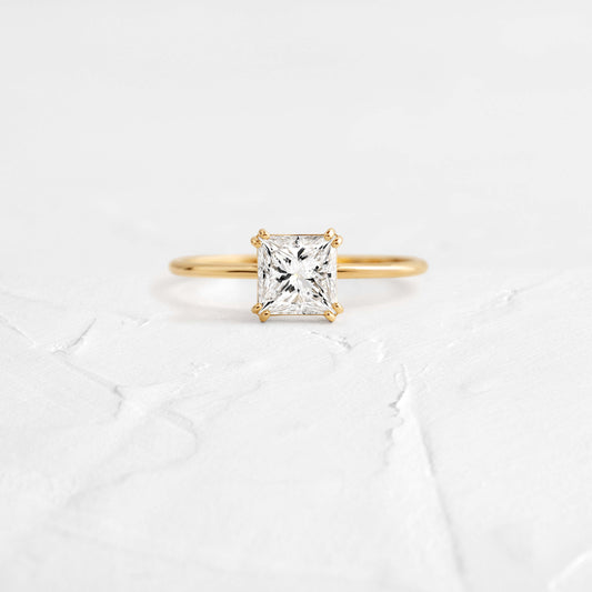 Solitaire-Oval Lab Grown Diamond Engagement Ring
