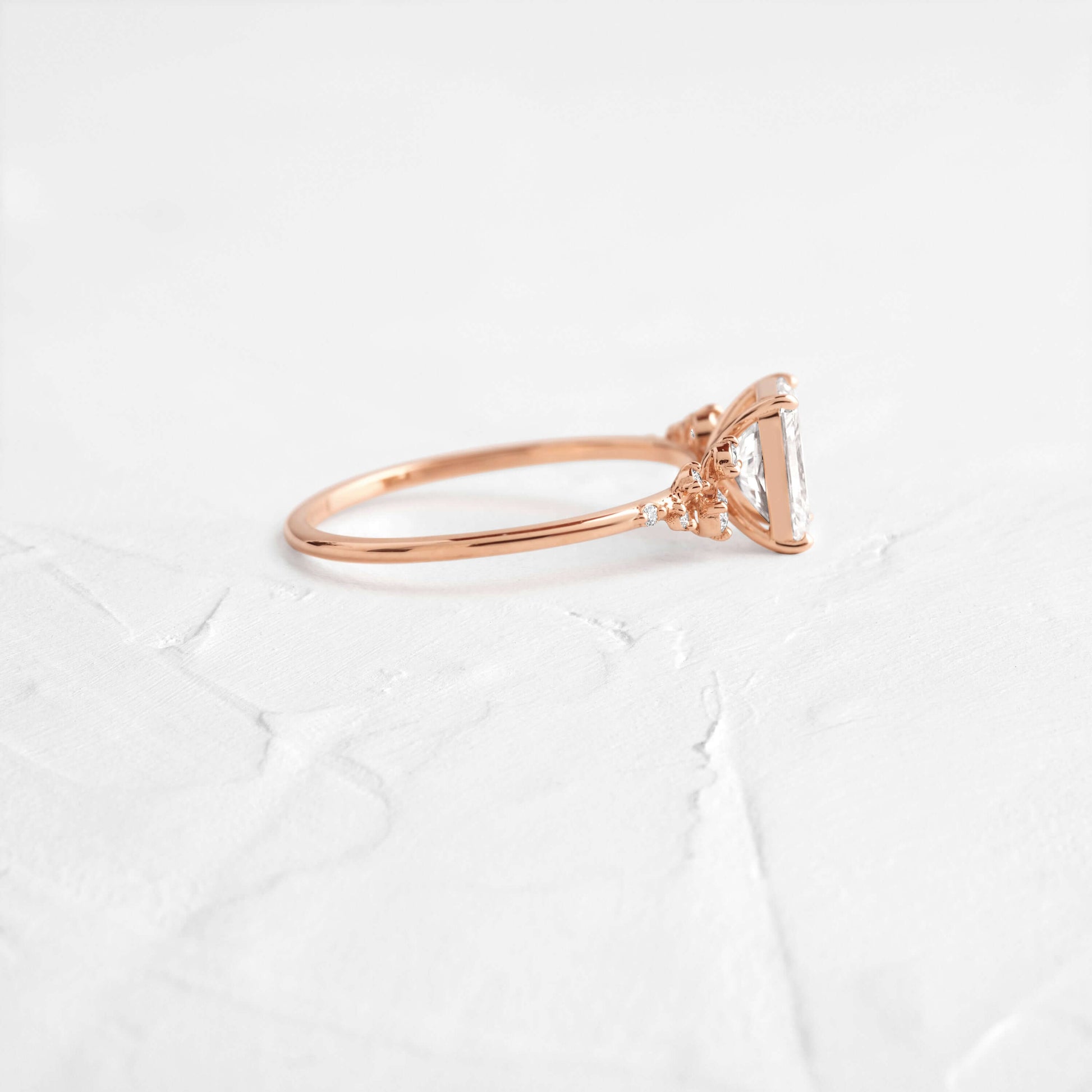 Solitaire-Oval Lab Grown Diamond Engagement Ring