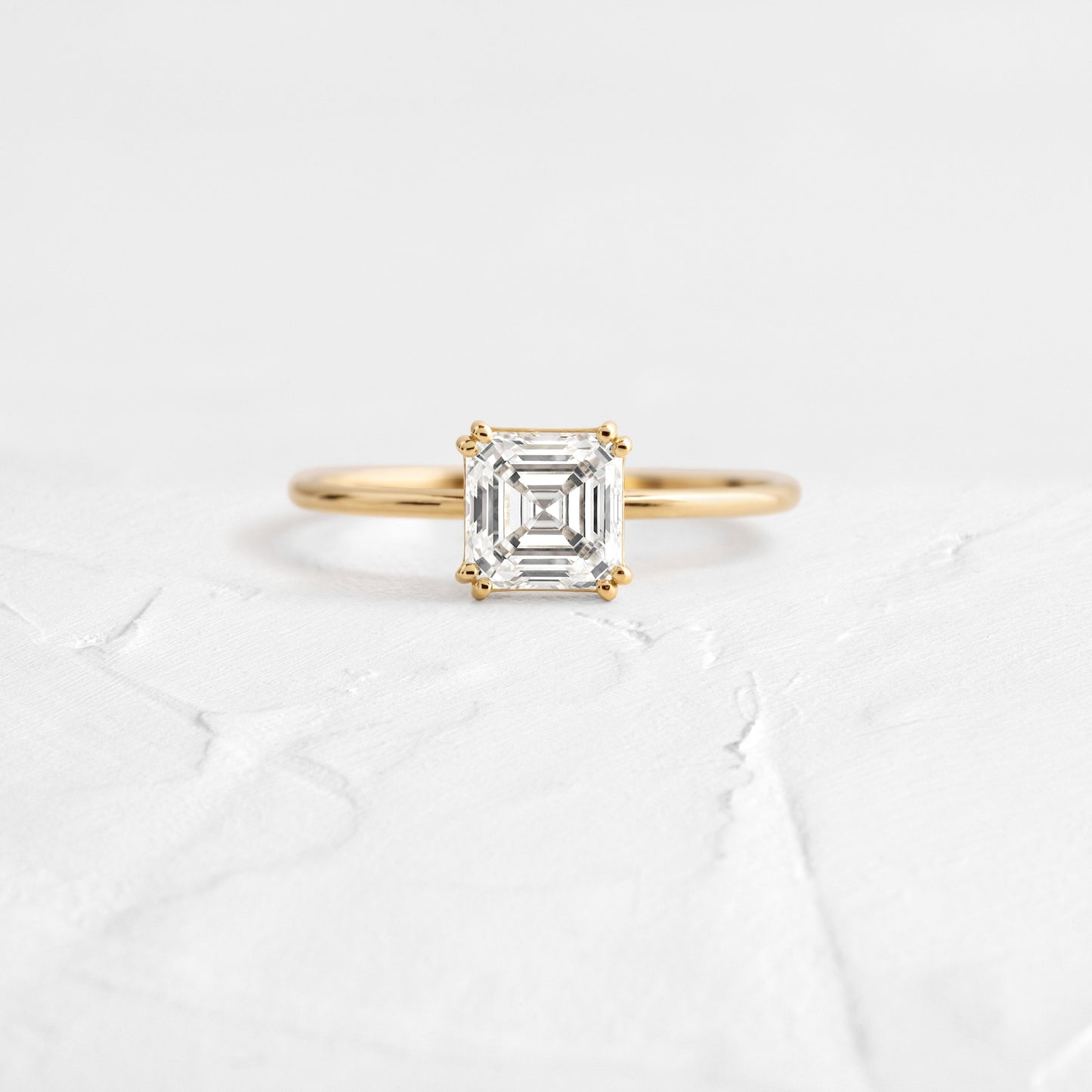 Solitaire-Oval Lab Grown Diamond Engagement Ring