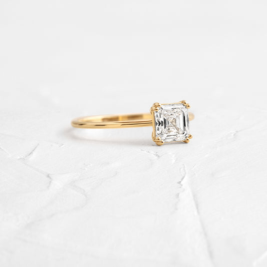 Solitaire-Oval Lab Grown Diamond Engagement Ring