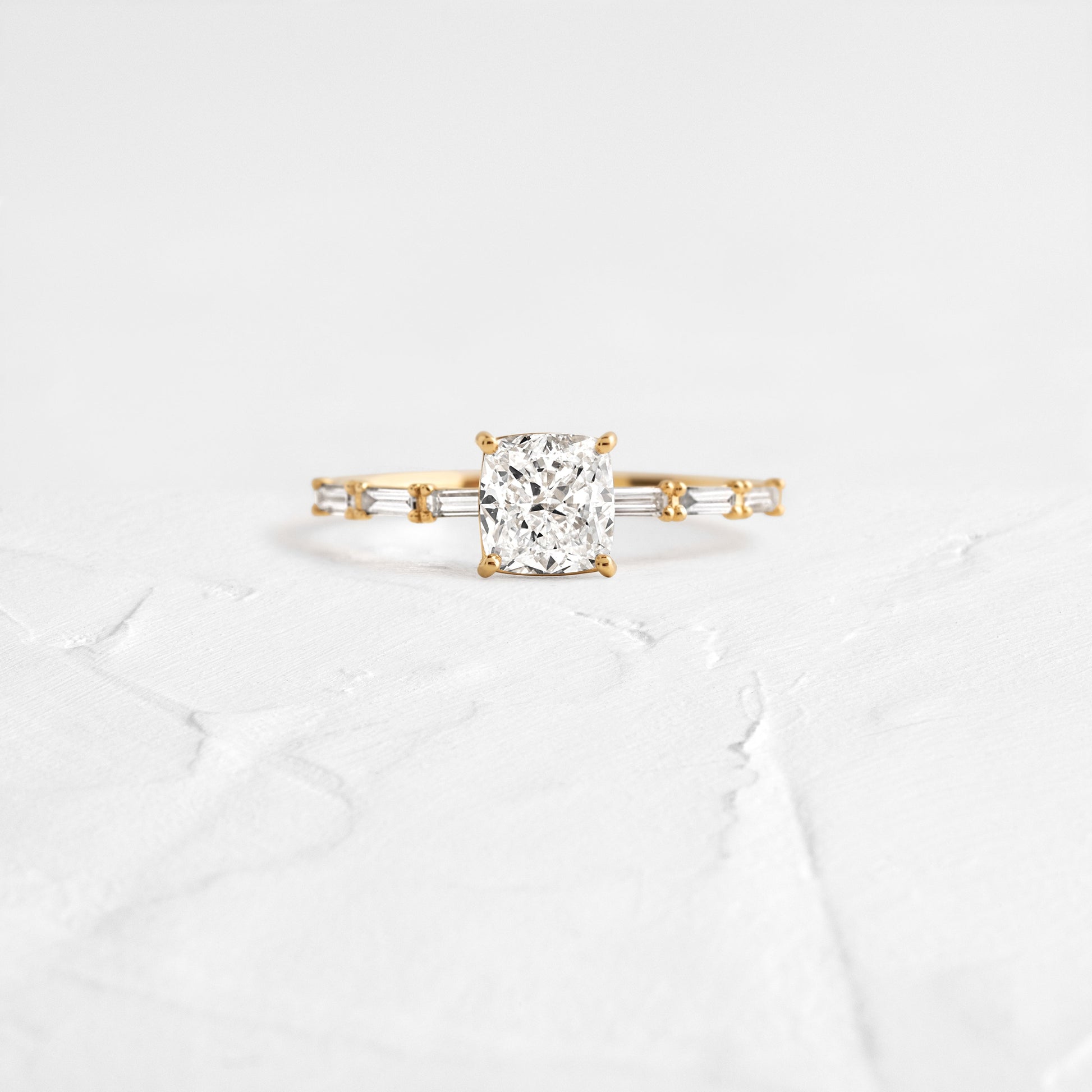 Solitaire-Oval Lab Grown Diamond Engagement Ring