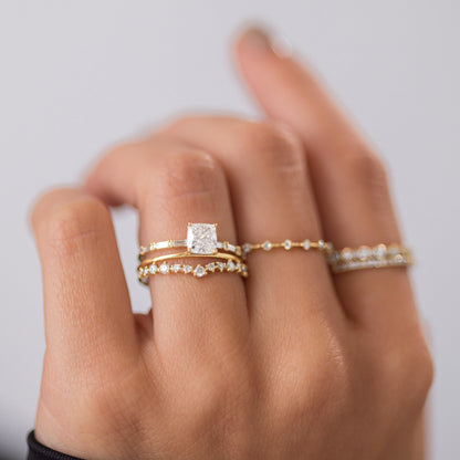 Solitaire-Oval Lab Grown Diamond Engagement Ring