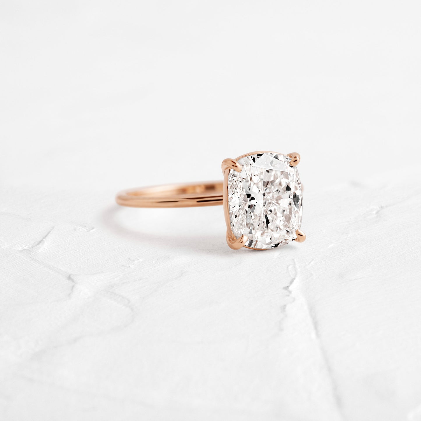 Solitaire-Oval Lab Grown Diamond Engagement Ring