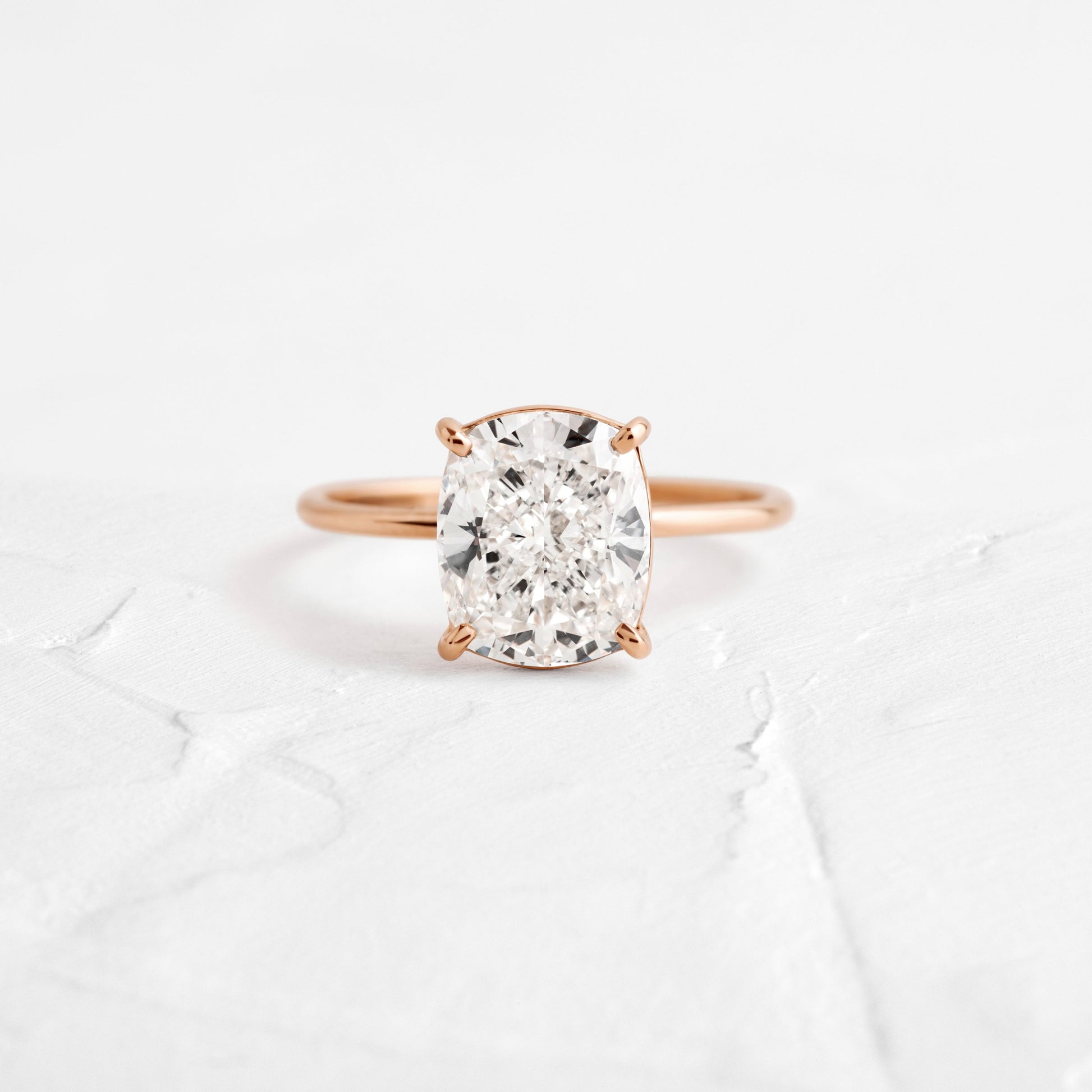 Solitaire-Oval Lab Grown Diamond Engagement Ring