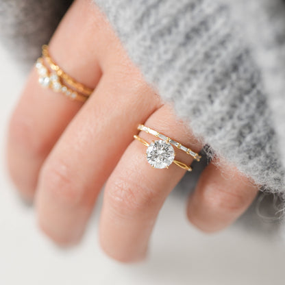 Solitaire-Oval Lab Grown Diamond Engagement Ring