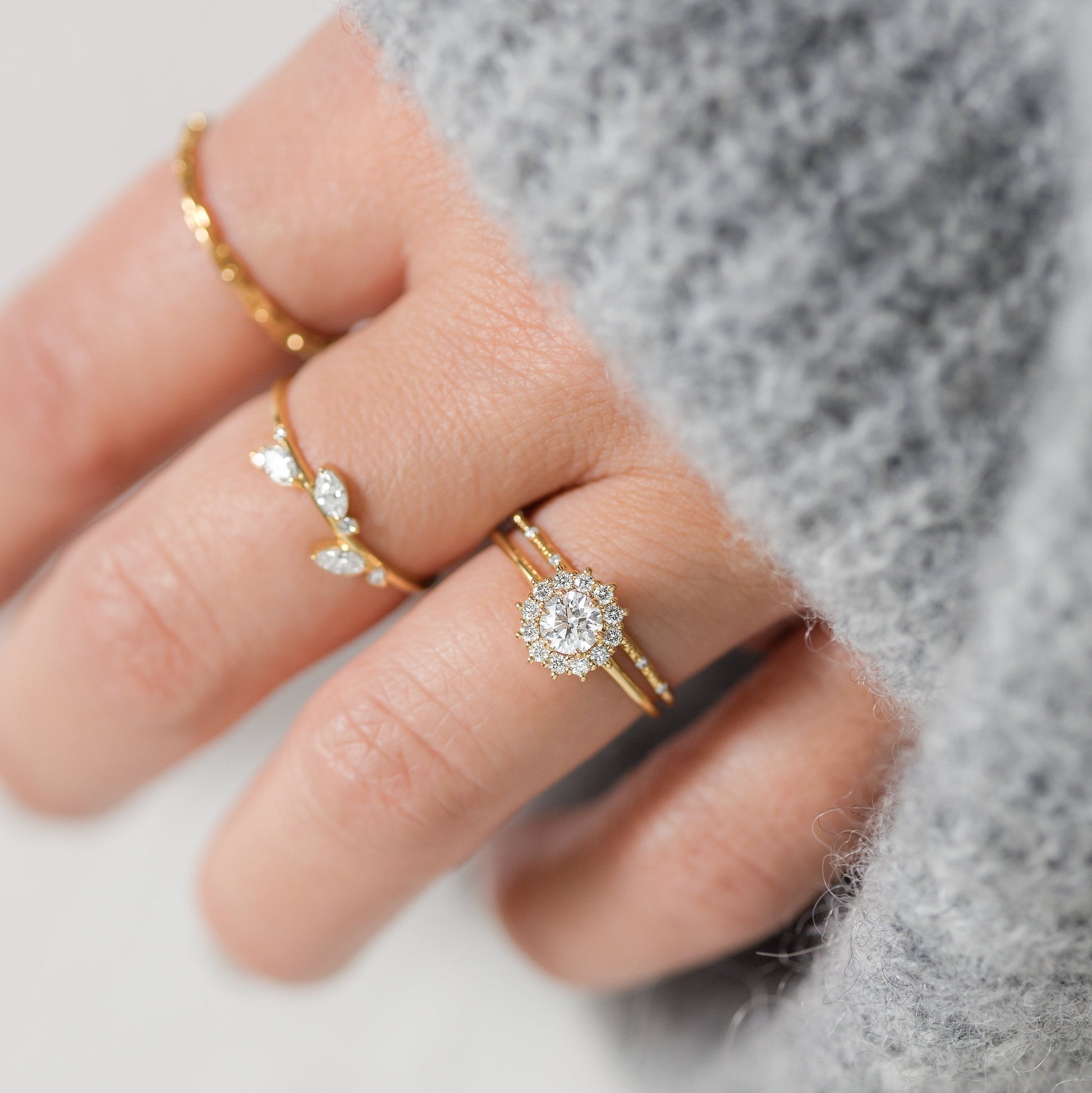 Halo-Round Lab Grown Diamond Engagement Ring