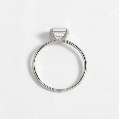 Solitaire-Oval Lab Grown Diamond Engagement Ring