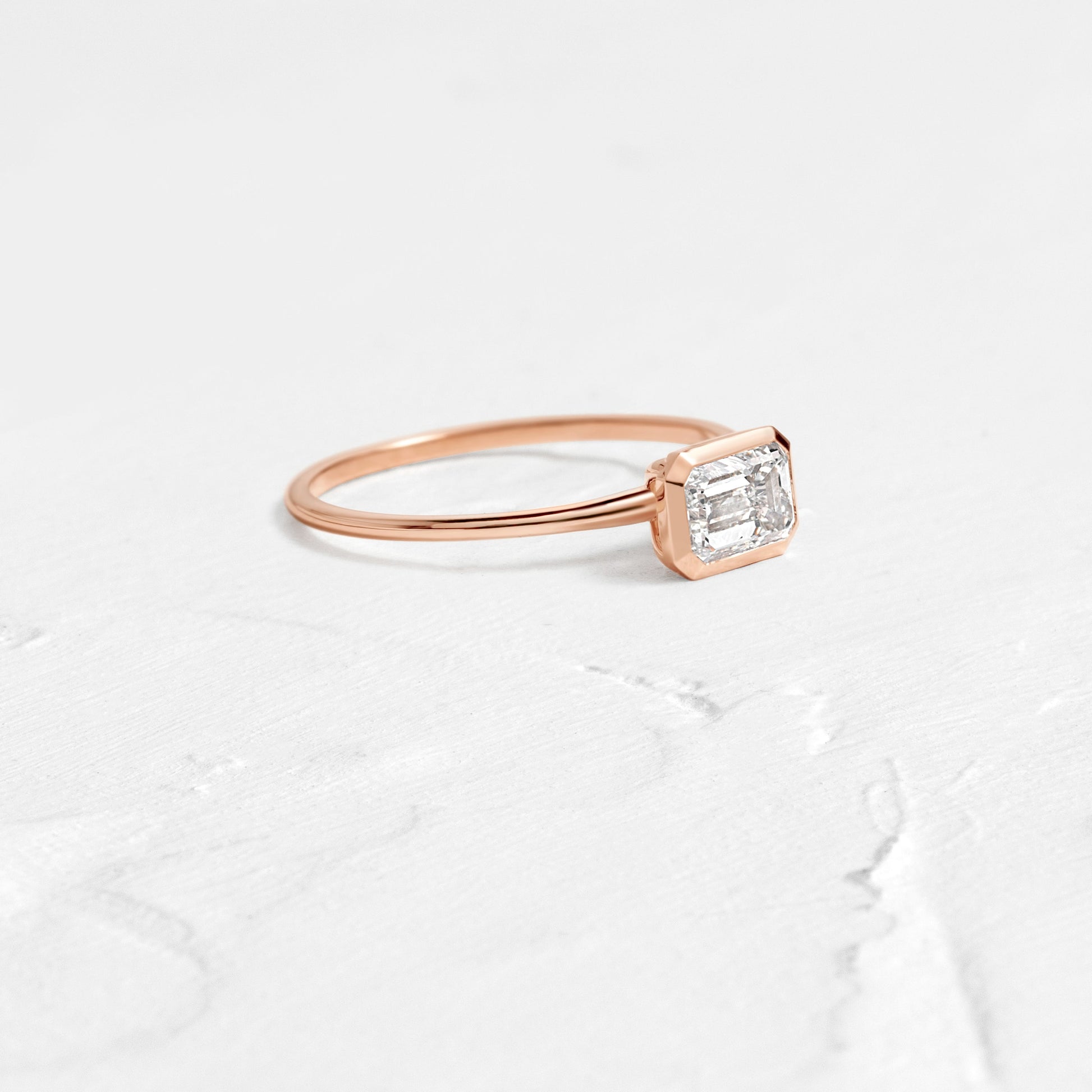 Solitaire-Oval Lab Grown Diamond Engagement Ring