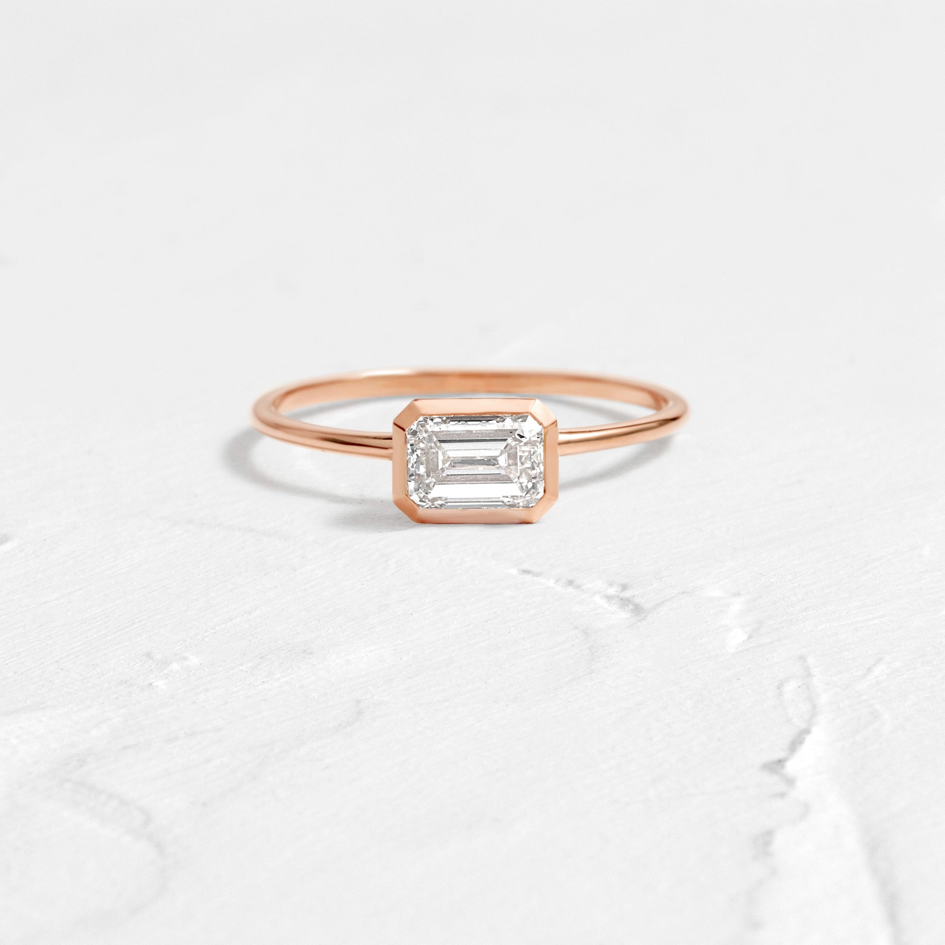 Solitaire-Oval Lab Grown Diamond Engagement Ring